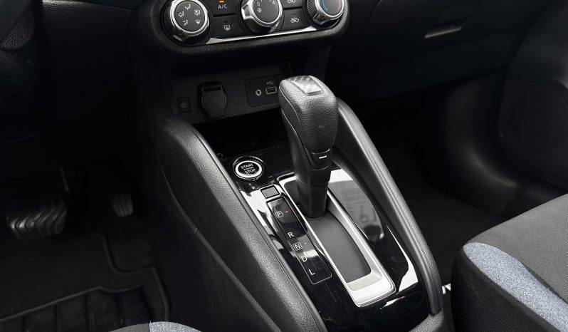 
								2023 Nissan Versa full									