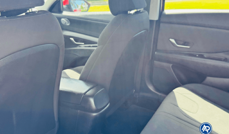
								2021 Hyundai Elantra full									