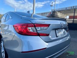 
2021 Honda Accord LX full									