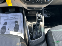 
2022 Hyundai Accent full									