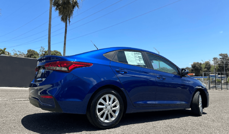 
2022 Hyundai Accent full									
