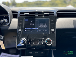 
										2023 Hyundai Tucson full									
