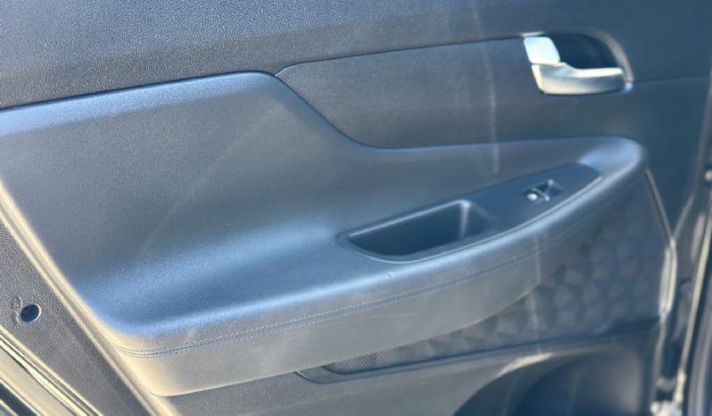 
2021 Hyundai Santa FE full									
