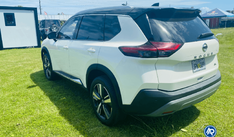 
								2021 Nissan Rogue full									