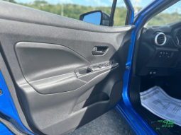 
2023 Nissan Versa Pagos Bajitos full									