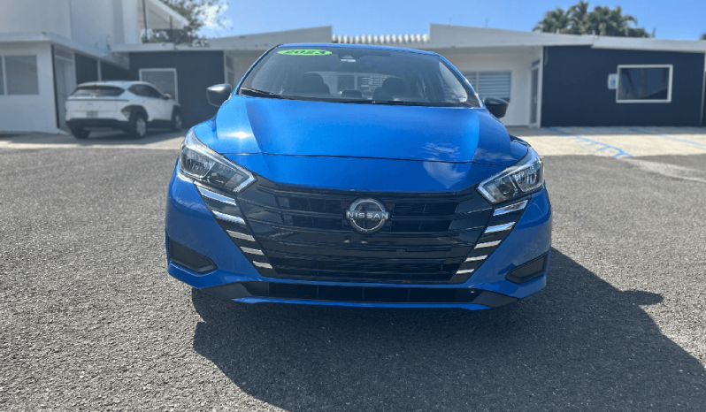 
2023 Nissan Versa Pagos Bajitos full									