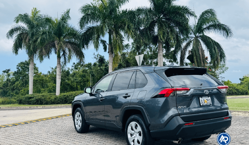 
2020 Toyota Rav4 full									